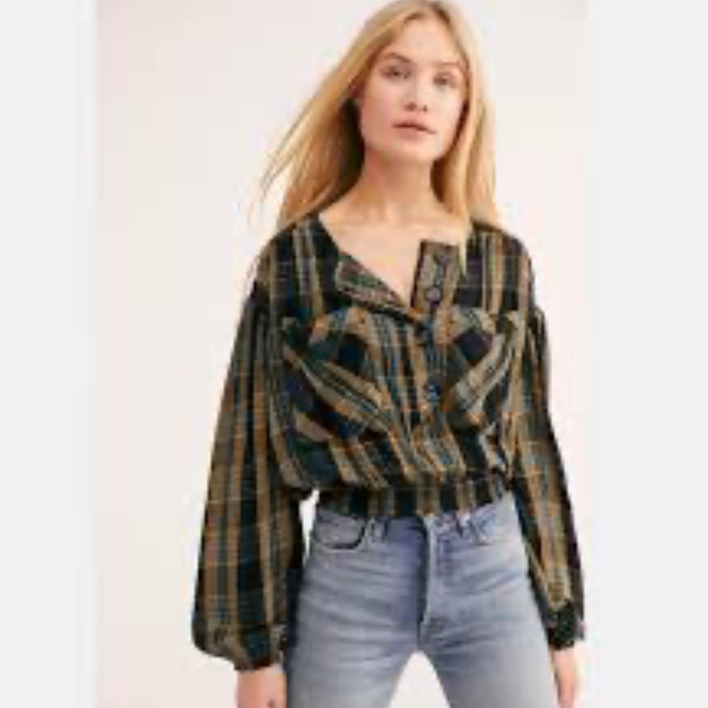 Free People it’s the good plaid top cropped blouse size medium EUC